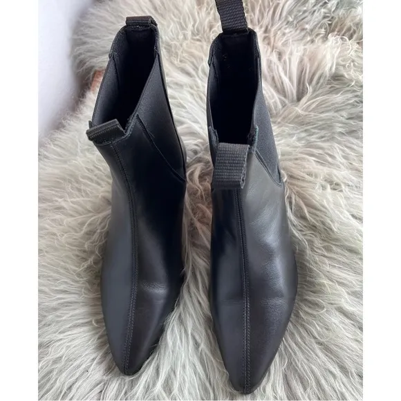 Underground England Chelsea Boots - Black Leather UK Size 6