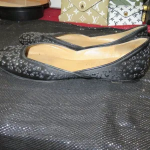 VALENTINO GARAVANI Black Rhinestone Embellished Ballet Flats driving loafers