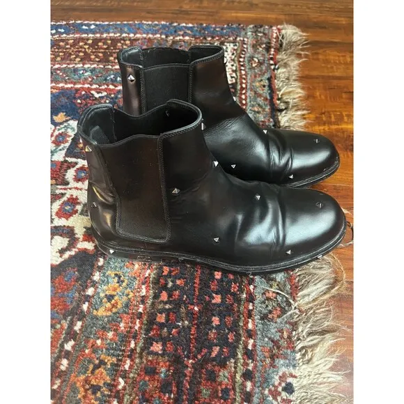 Valentino Garavani boots  100% authentic