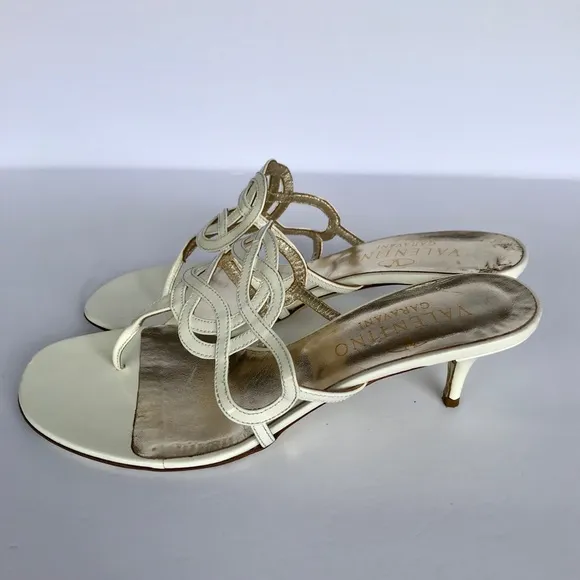Valentino Garavani vtg Slip-on Heel Thong Sandals