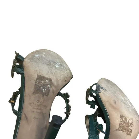 Valentino Green Leather Four Leaf Clover Appliquè Ankle Strap Sandals
