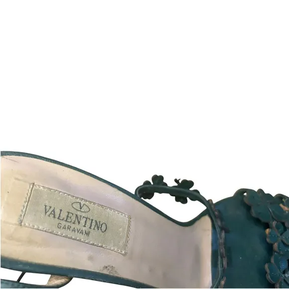 Valentino Green Leather Four Leaf Clover Appliquè Ankle Strap Sandals