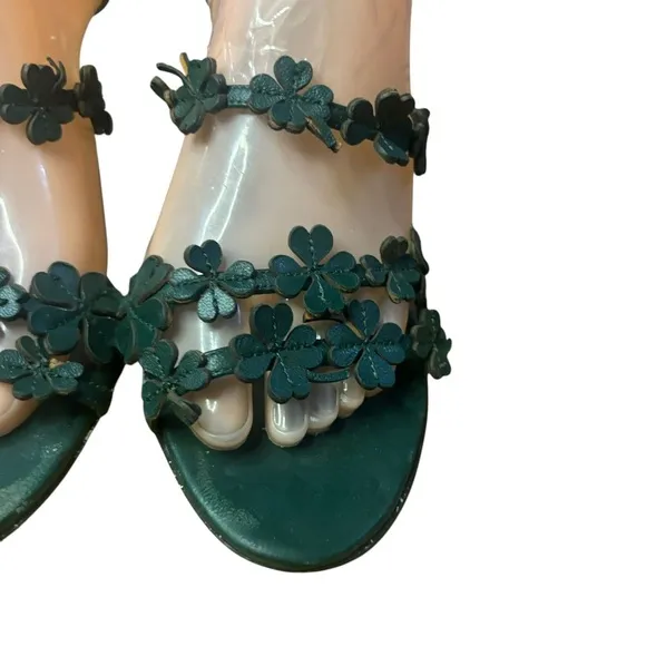 Valentino Green Leather Four Leaf Clover Appliquè Ankle Strap Sandals