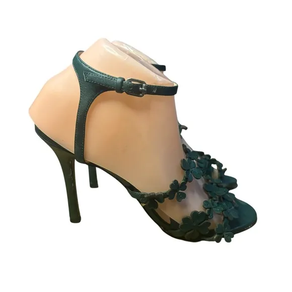 Valentino Green Leather Four Leaf Clover Appliquè Ankle Strap Sandals