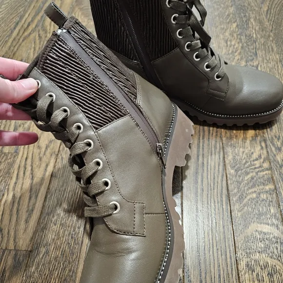 Vaneli combat boots