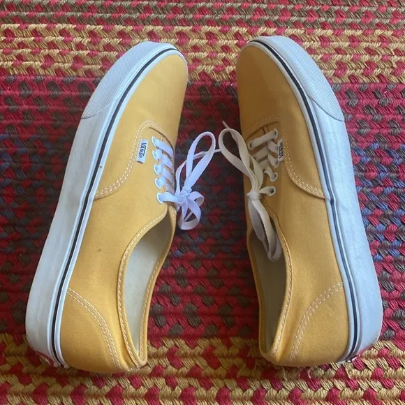 Vans Authentic Flax Yellow/True White Sneakers Low-Top Shoes 2022 Size 11