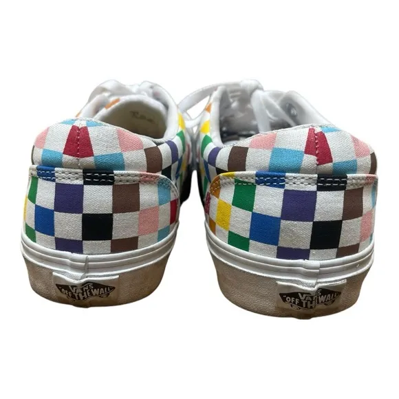 Vans Doheny Pride Checkerboard White Rainbow Low Top Skate Sneakers Size 8.5