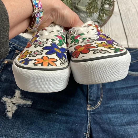 Vans Glitter Daisy Platform Sneaker