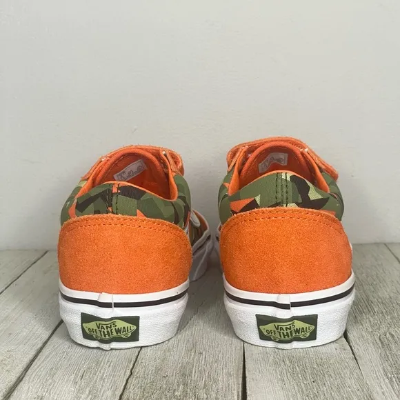 VANS “Old School V” Geo Camo Low-Top Sneakers