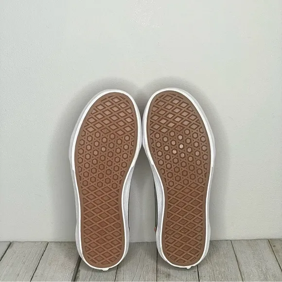 VANS “Old School V” Geo Camo Low-Top Sneakers
