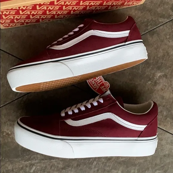 •VANS OLD SKOOL PLATFORM Port Royale/True White wmn