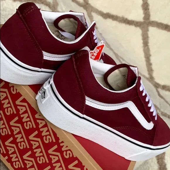 •VANS OLD SKOOL PLATFORM Port Royale/True White wmn