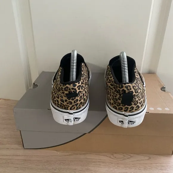 Vans Platform Leopard Print Sneakers - SZ 6 kids
