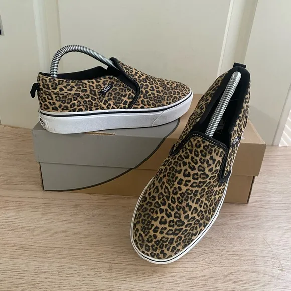 Vans Platform Leopard Print Sneakers - SZ 6 kids