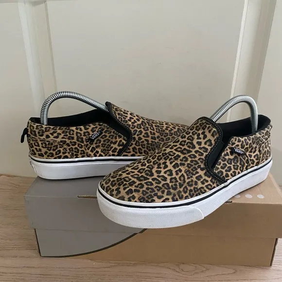 Vans Platform Leopard Print Sneakers - SZ 6 kids