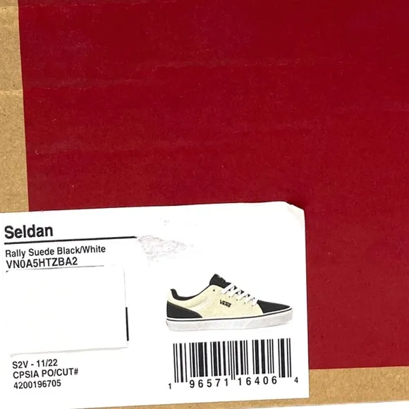 VANS Seldan Women Shoe Sneakers Rally Suede Red Black Low Top Casual VN0A5HTZBA2