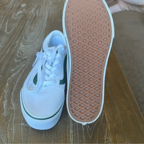 Vans White &amp; Green Old Skool Stackform Sneakers