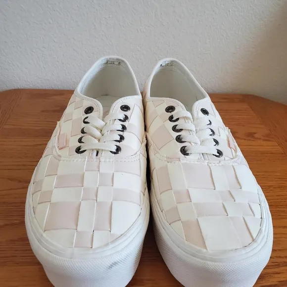 Vans White Pink Woven Checkered Platform Sneakers Men's Shoe 10 Women's 11.5