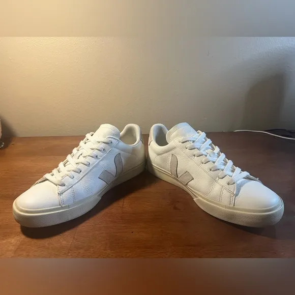 Veja Mens Sneakers White Campo Leather Low Top Size EU43/US 10 Gently Used
