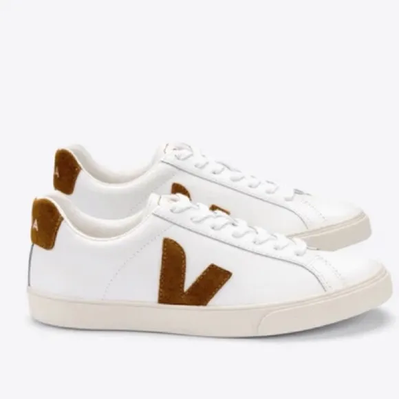 Veja Urca Bicolor White/Camel Low-Top Sneakers