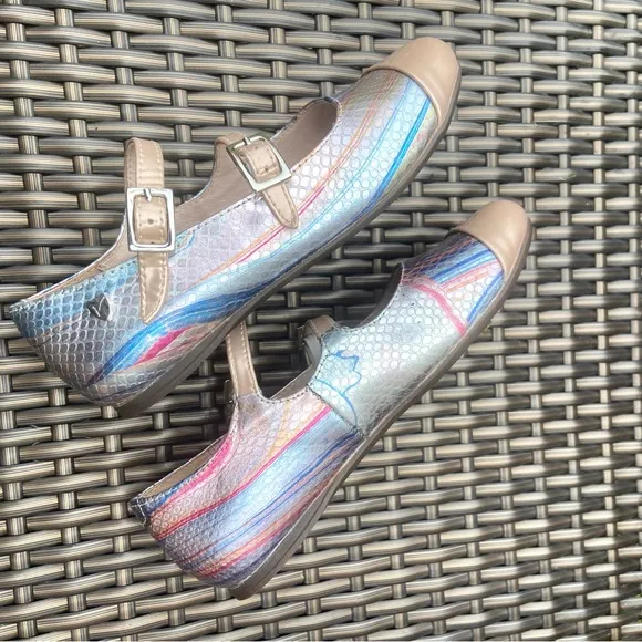 Venettini rose gold flats size 29 girls