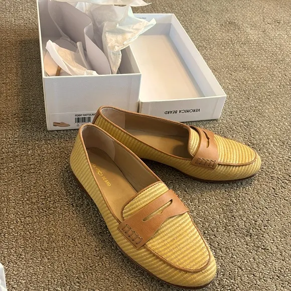 Veronica Beard Raffia Penny Loafers size 8 with Box