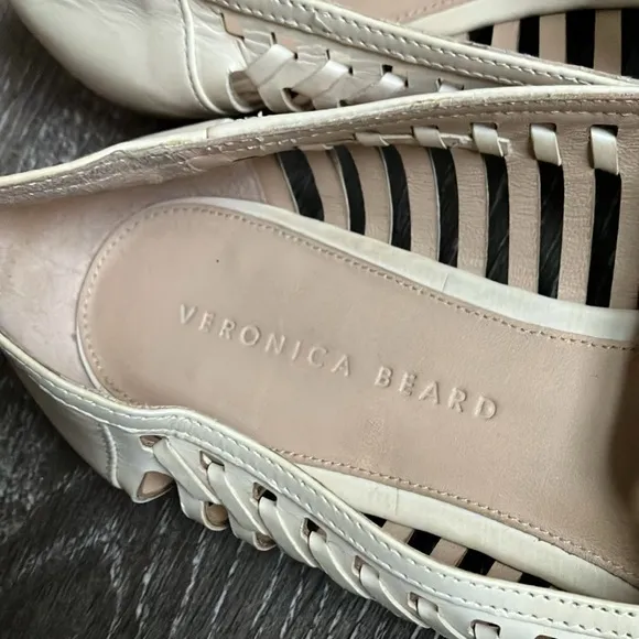 VERONICA BEARD