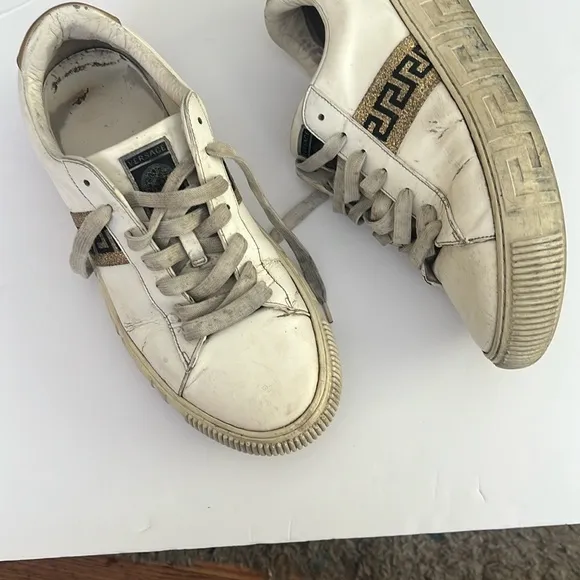 Versace #48753 Greca Low Top Sneakers Size 44 (10.5)