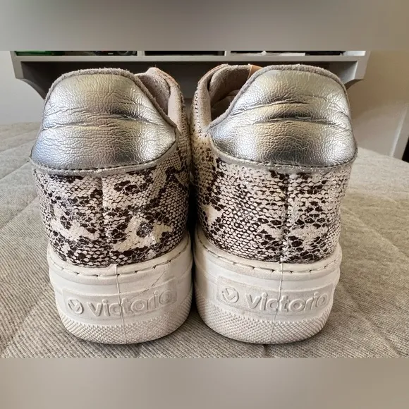 VICTORIA Sz 37 US 6 Snake Print Leather Platform Sneakers Made in Spain Orig$150