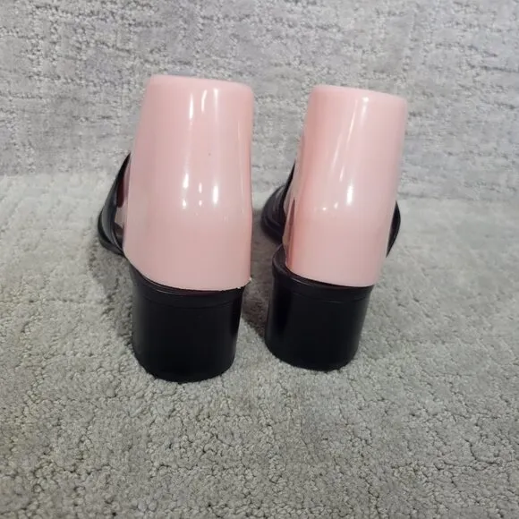 Vince Aubrey Womens Size US 6M Leather Slip On Stocked Block Heel Thong Sandals