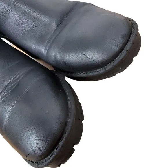 Vince Boots Womens 9.5 Henderson Chelsea Black Leather Block Water Repellant