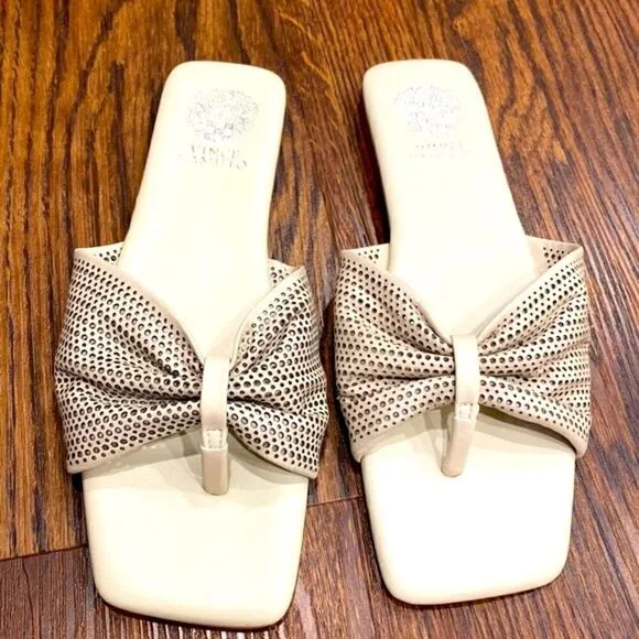 Vince Camuto Amahlee Square Toe Perforated Leather Thong Sandal Size 8.5