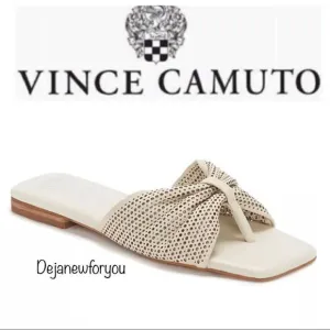 Vince Camuto Amahlee Square Toe Perforated Leather Thong Sandal Size 8.5