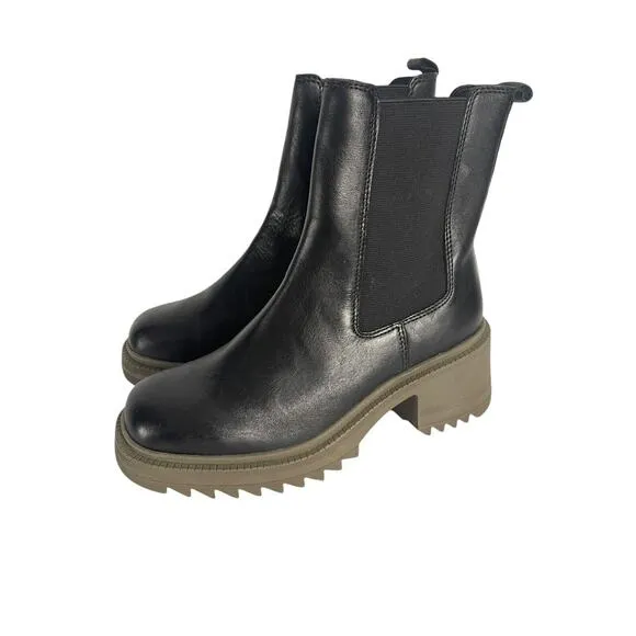 Vince Camuto Anikaaa Lug Sole Platform Chelsea Boots Women's Size 8.5 NWOB