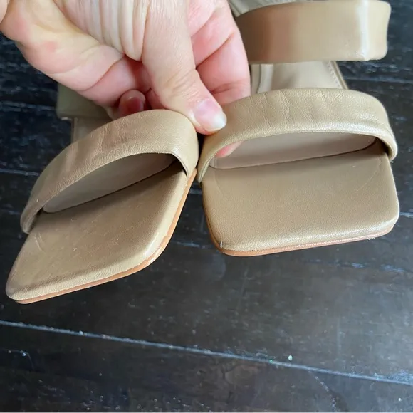 Vince Camuto Aslee Two Strap Sandals Mules Nude Neutral Beige‎ Classic Size 8M