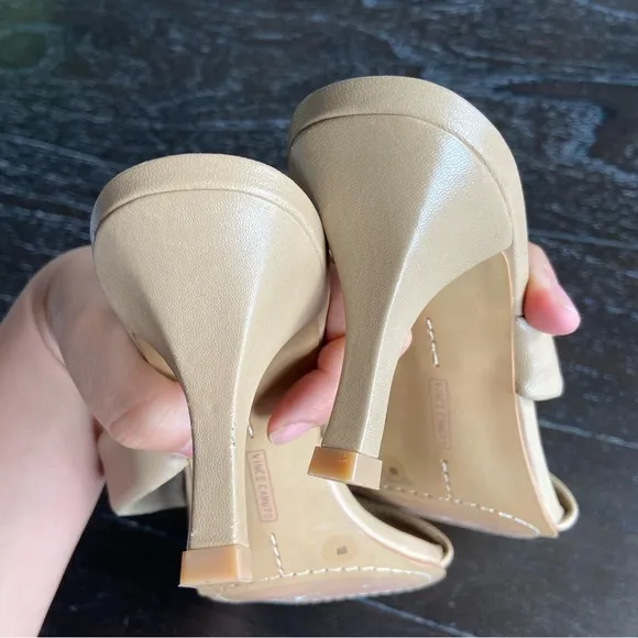Vince Camuto Aslee Two Strap Sandals Mules Nude Neutral Beige‎ Classic Size 8M