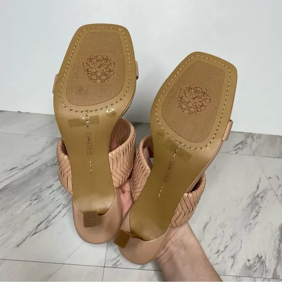 Vince Camuto Emoelee Dark Buff Heeled Sandal 9 1/2 M