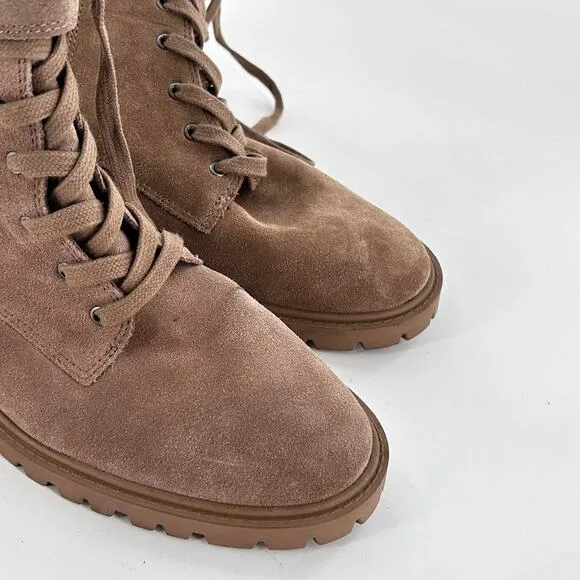 Vince Camuto Fawdry Combat Boots 8 NWOT Tan Suede Lace Up Moto Ankle Booties
