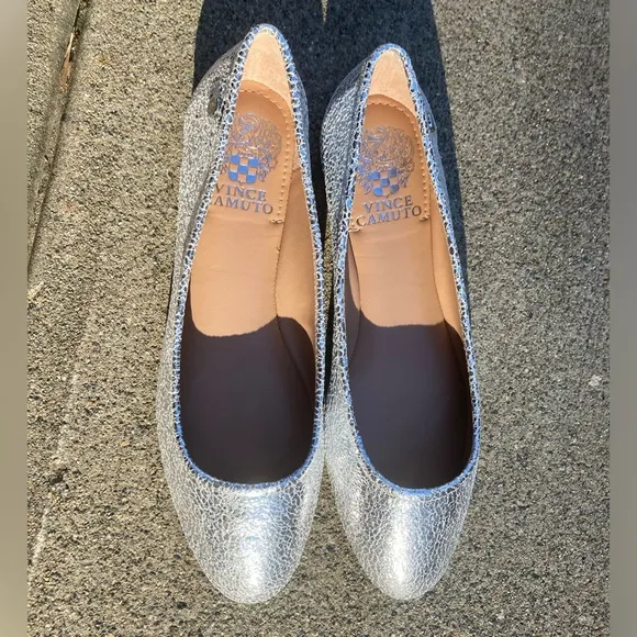 Vince Camuto Silver Metallic Leather Ballerina Flats Minndy Silver Nelly Goat