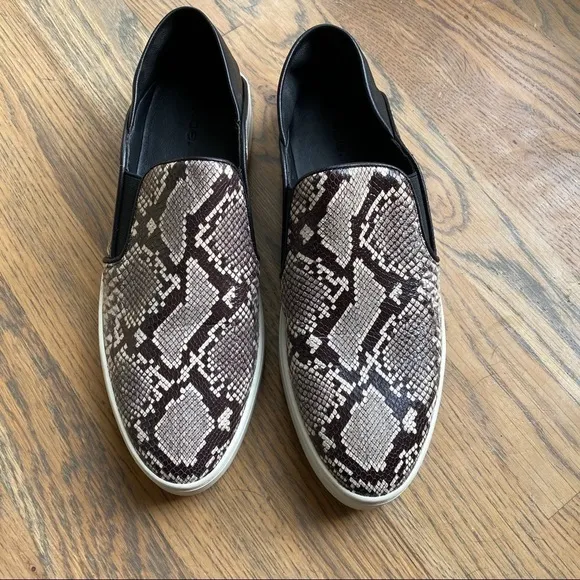 VINCE Garvey snake print slip on platform sneakers 7.5 NEW