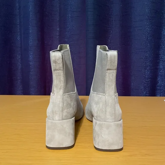 Vince Kimmy Suede Chelsea Boots Hazelstone