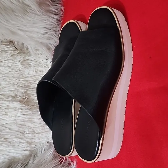 Vince Sarria Black Slide Sandals for Women