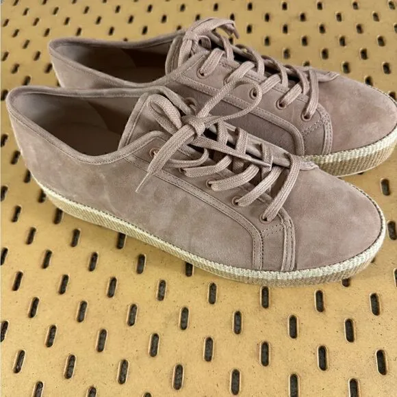 Vince sneakers womens SZ 10 wendell suede platform low top lace up in oatmeal
