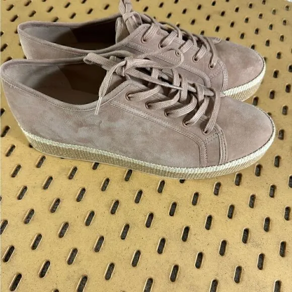Vince sneakers womens SZ 10 wendell suede platform low top lace up in oatmeal
