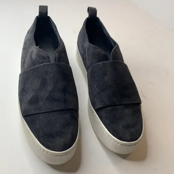 Vince Wallace Navy blue suede platform sneakers