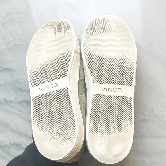 Vince Warren Platform Slip-On Sneakers Taupe Suede size 7