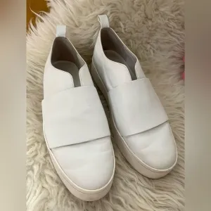 Vince Wallace Leather Slip on White Platform Sneakers Size 8