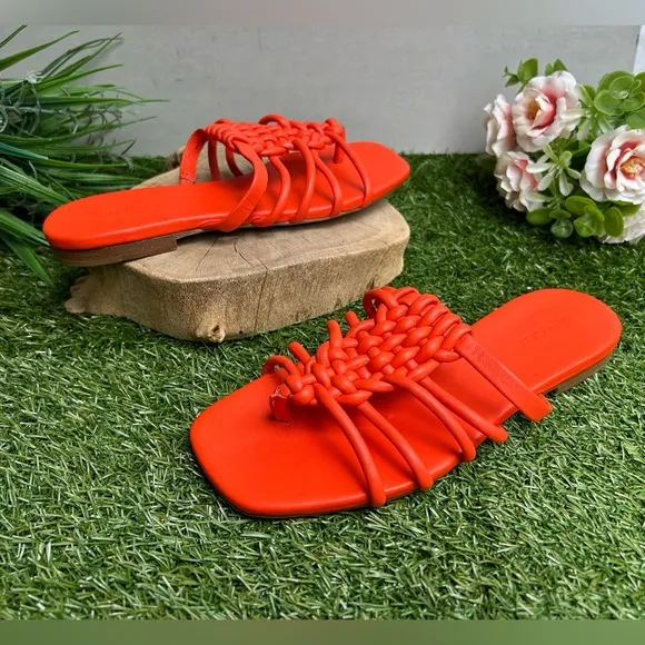VinceWomen's Dae Knotted Slip On Woven Sandals size 5.5 new /in Burnt Orange