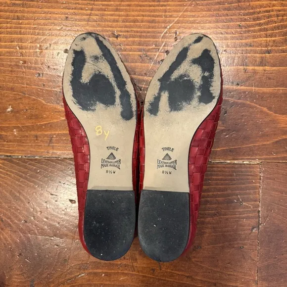 Vintage 90’s Bernardo Women's Red Woven Loafers. Size 8.5w