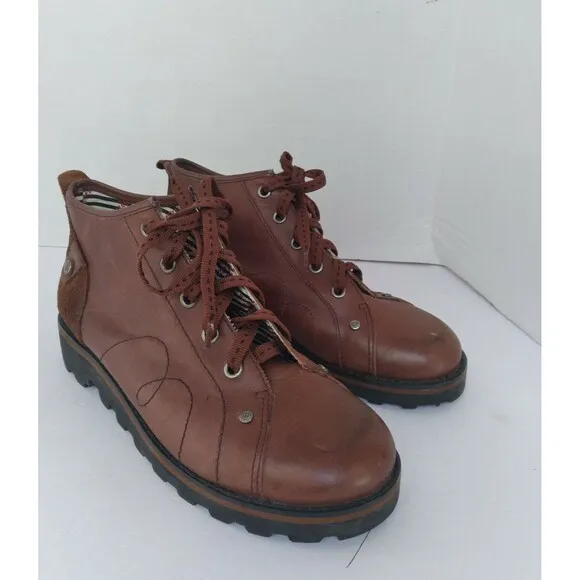 Vintage Brown Leather Ankle Boots with Chunky Lug Sole Platform‎ Combat Style